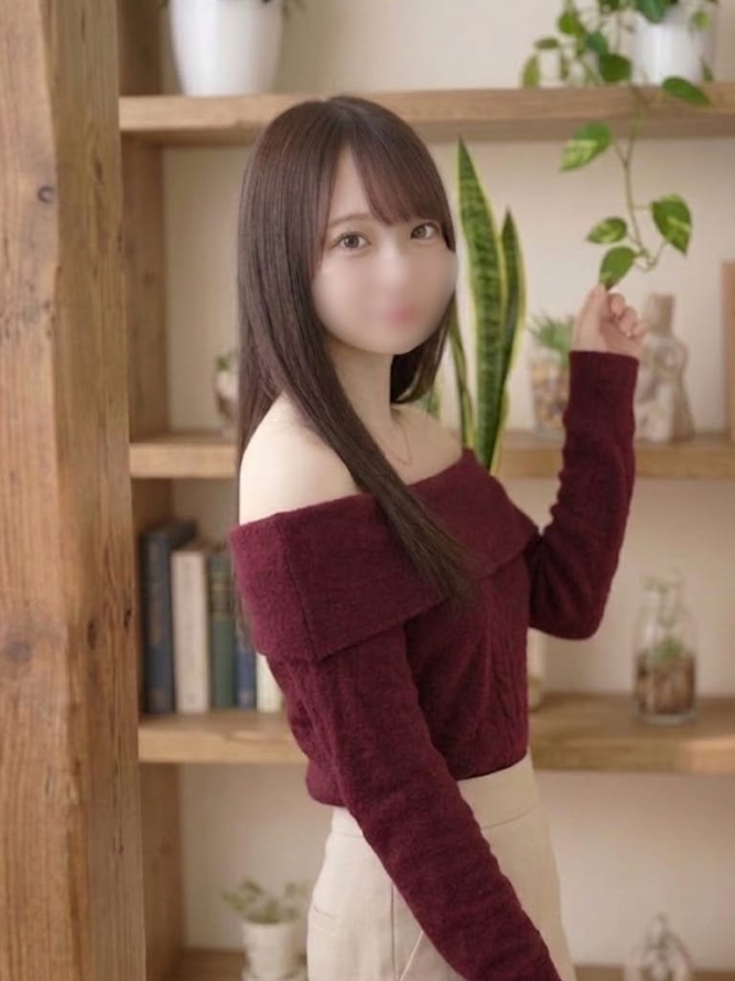 秋山まゆ